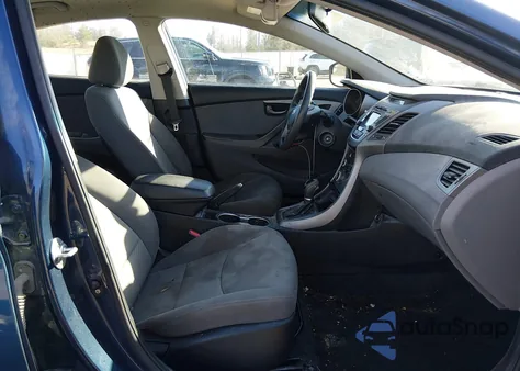 2015 Hyundai Elantra Se z USA, uszkodzony, nr VIN KMHDH4AE0FU330715